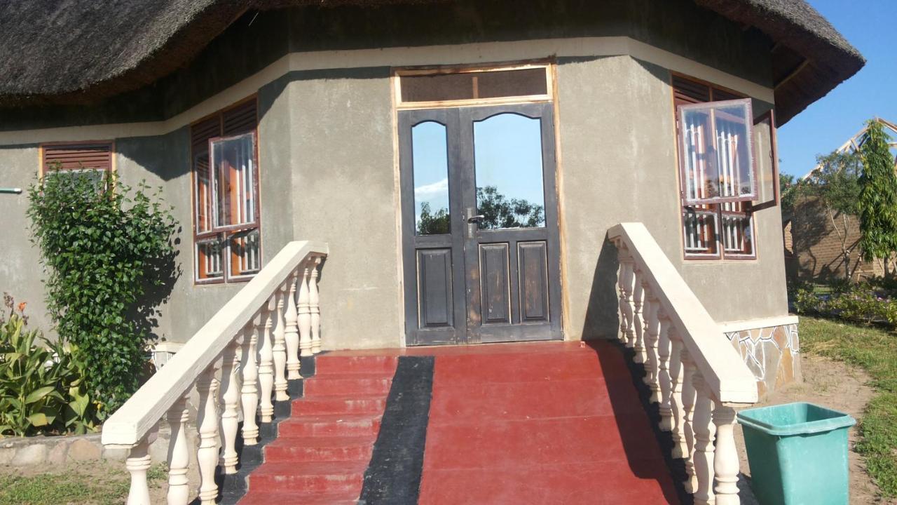 Parkside Safari Lodge Pakwach Luaran gambar
